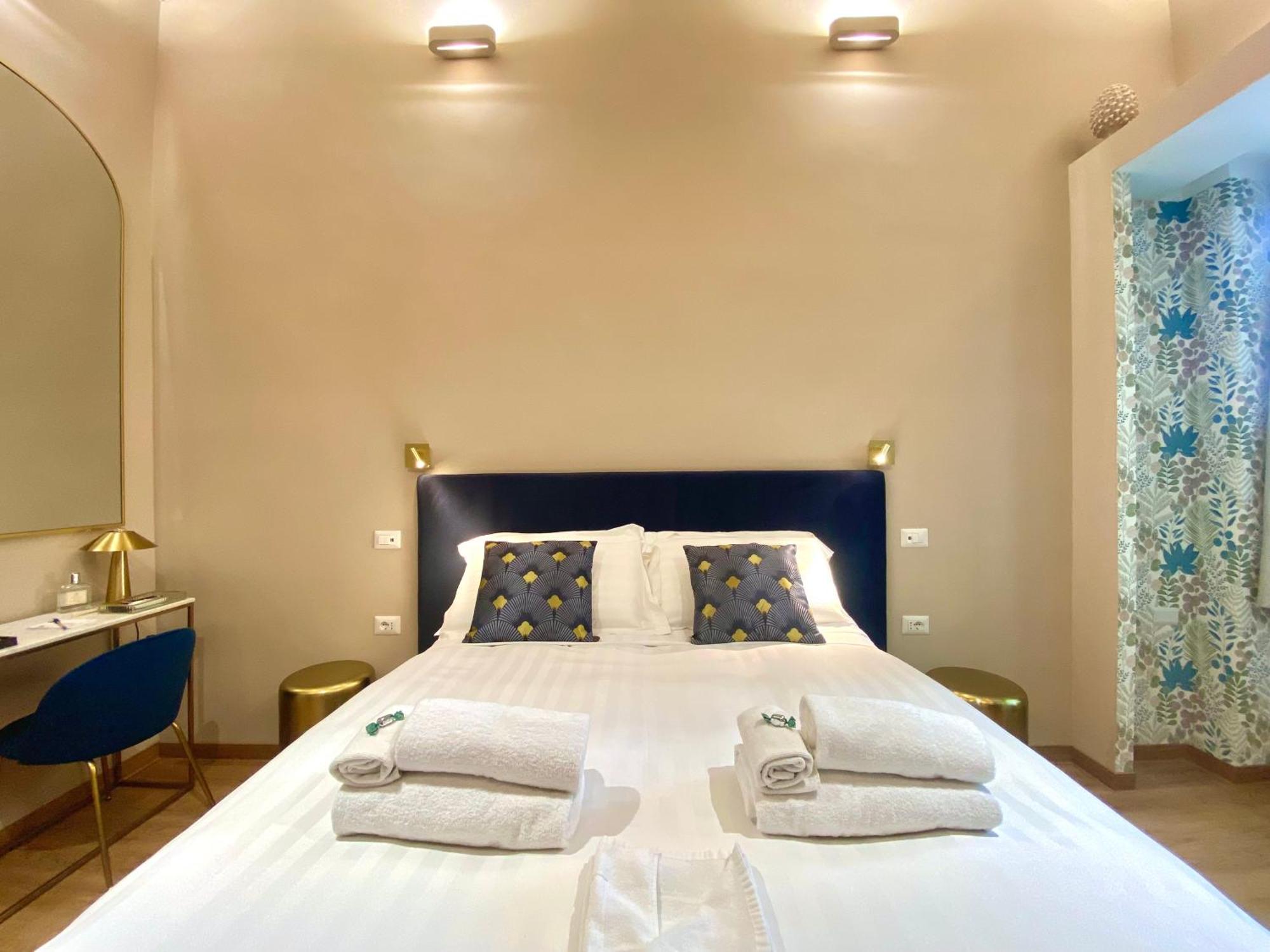 Queen Of Rome Luxury Rooms Kültér fotó