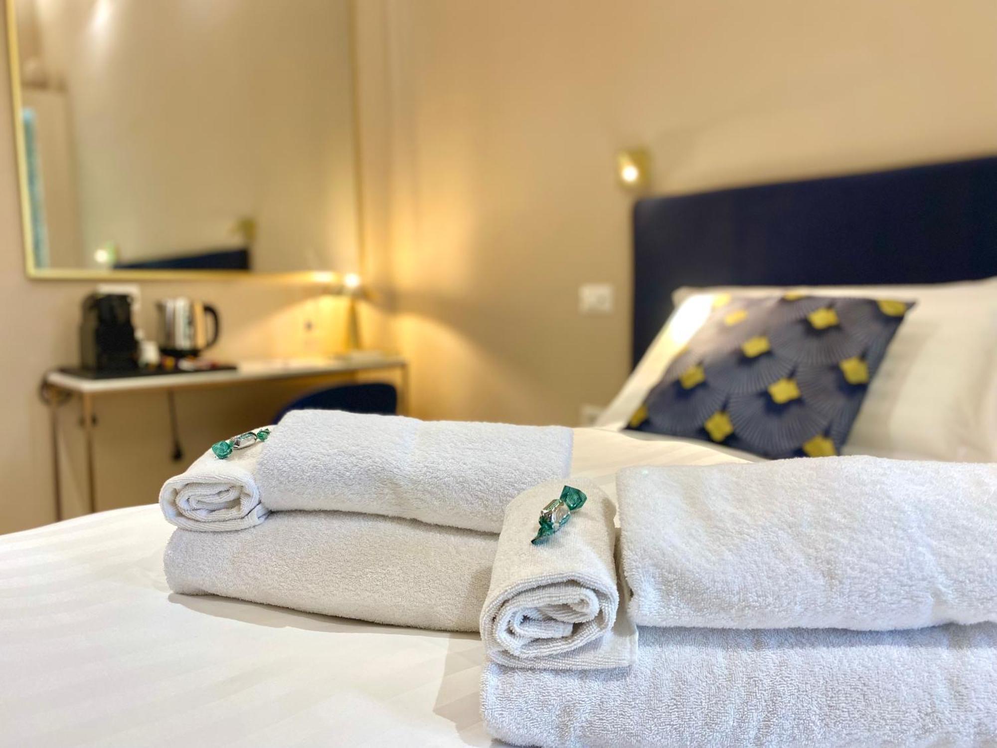 Queen Of Rome Luxury Rooms Kültér fotó