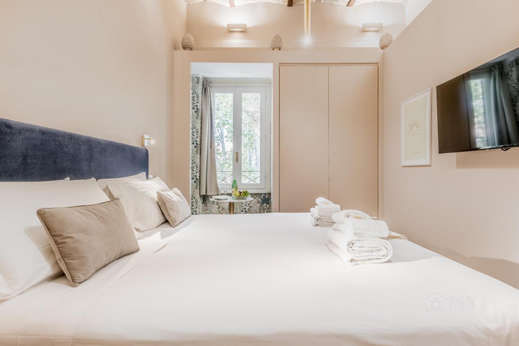 Queen Of Rome Luxury Rooms Kültér fotó