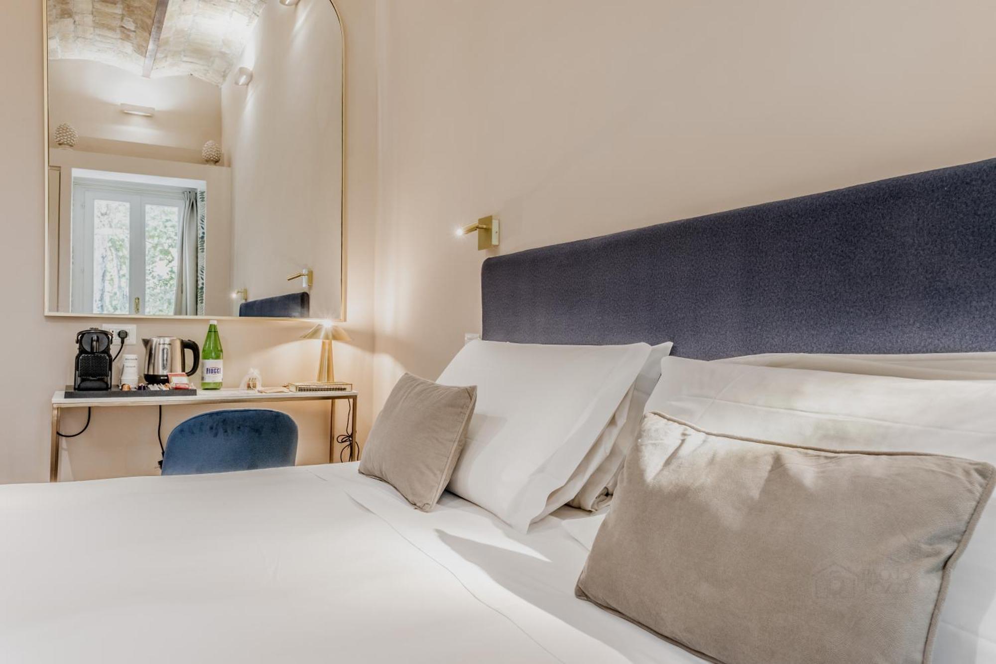 Queen Of Rome Luxury Rooms Kültér fotó